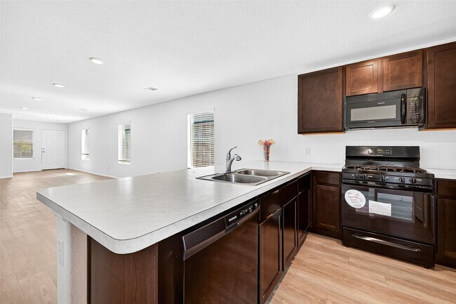 Building Photo - 7719 Cedar Birch Dr