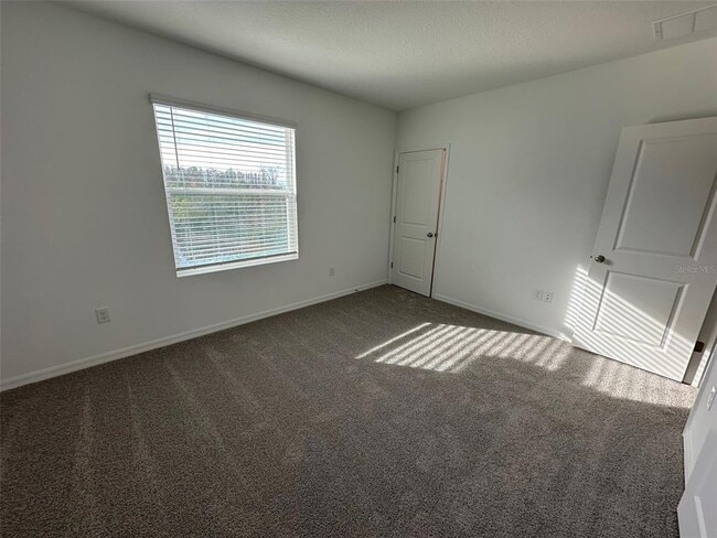 Building Photo - 11450 Crescent Deer Dr