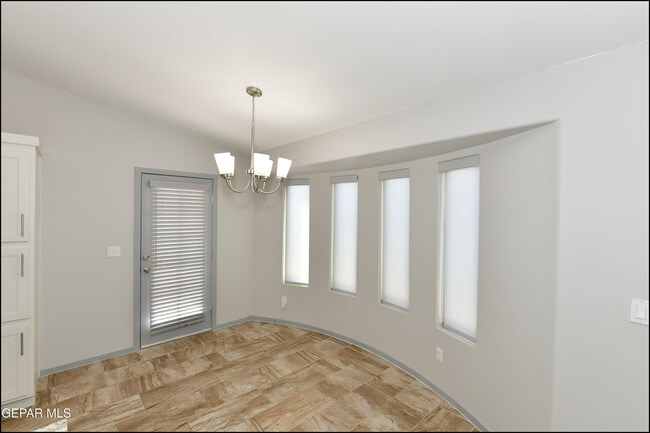 Building Photo - 13744 Flora Vista Ave