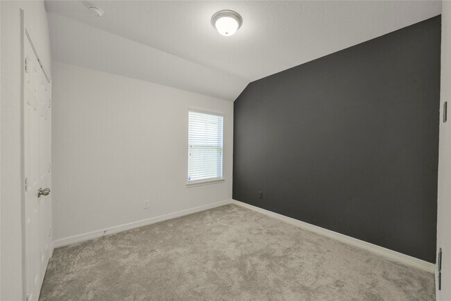 Building Photo - 10919 Walts Run Ln