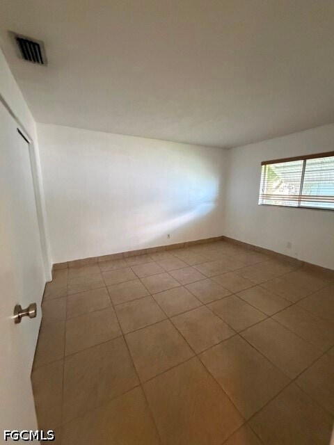 Building Photo - 922 SE 26th Terrace