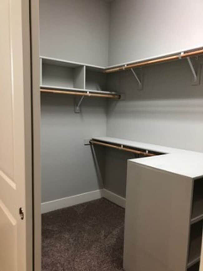 Building Photo - Stunning 3 Bedroom 2 Bath in Fair Oaks, CA