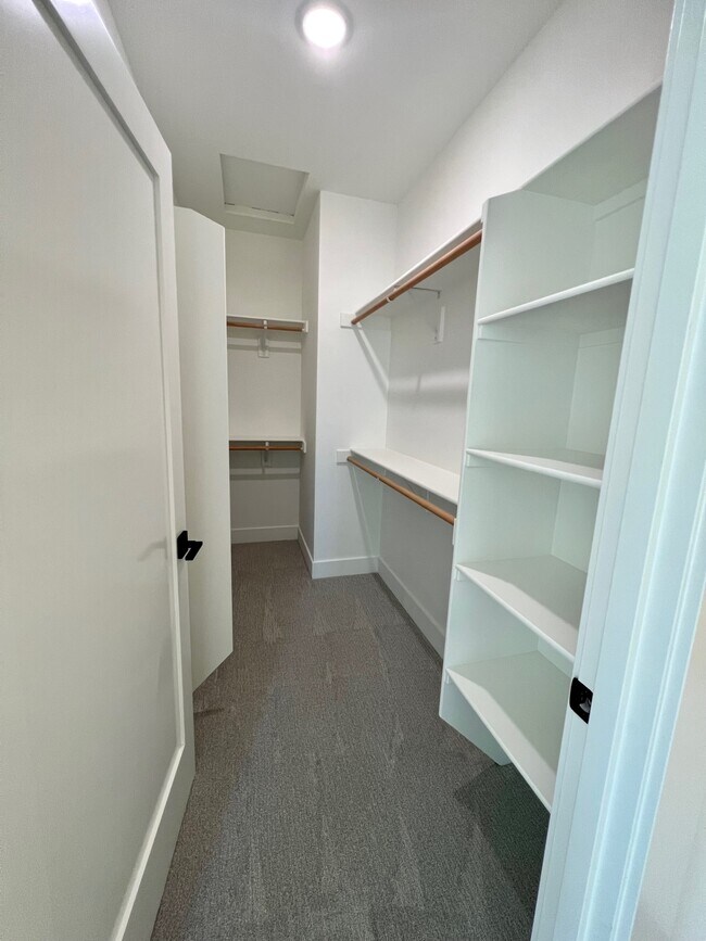 Building Photo - 313 Talons Dr