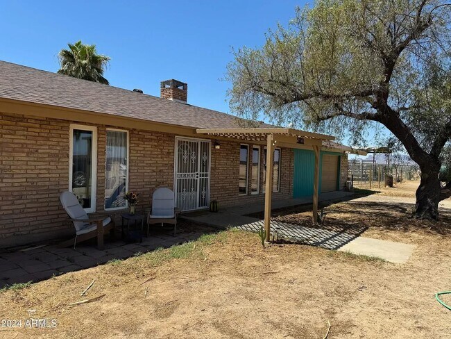 Building Photo - 51101 W Buckeye Rd