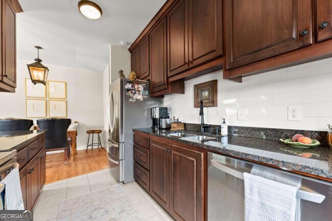 Building Photo - 2507 Terrace View NW