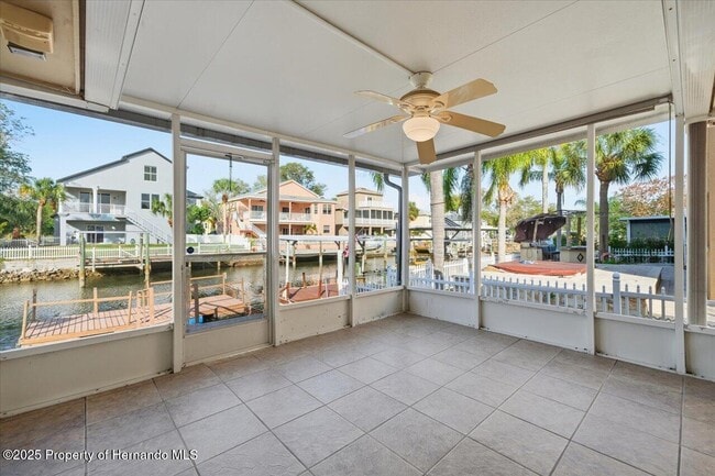 Building Photo - 7527 Hatteras Dr