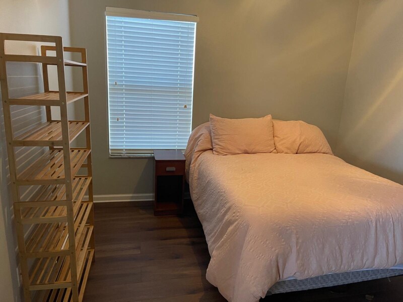 Building Photo - 1555 Harrier Dr