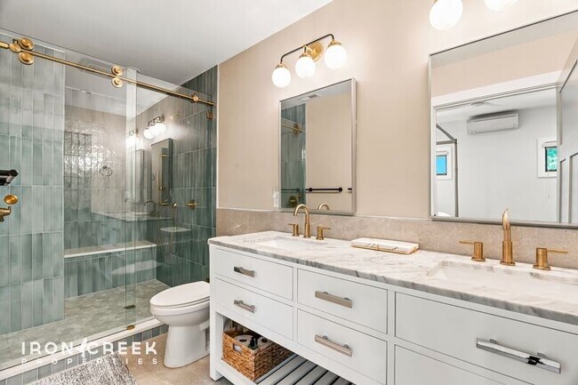 Building Photo - 3015 Sand Hill Crane Dr