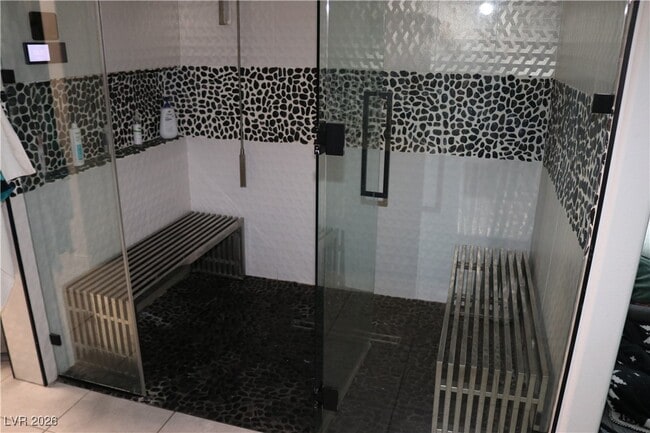 Building Photo - 10 Vicolo Sebino