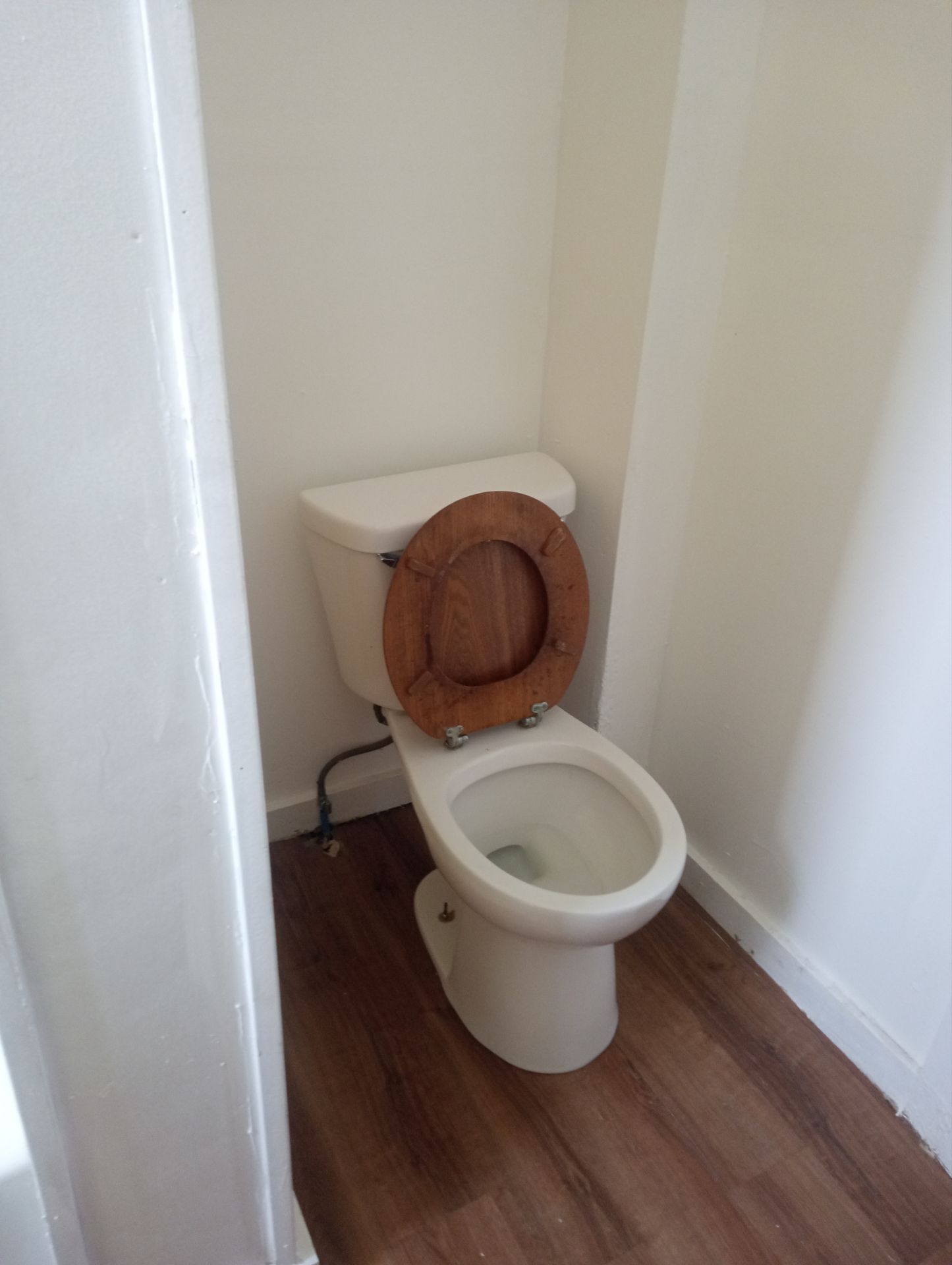 Building Photo - 323 Champion St