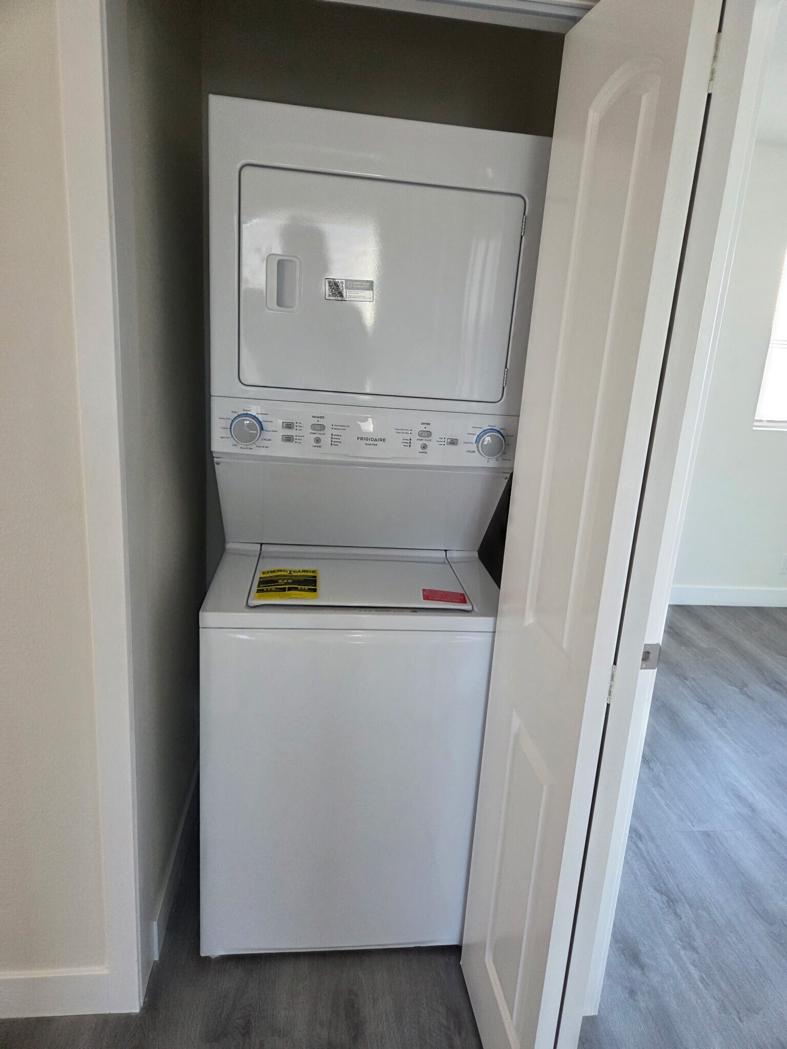 Building Photo - 25122 Ebony Ln