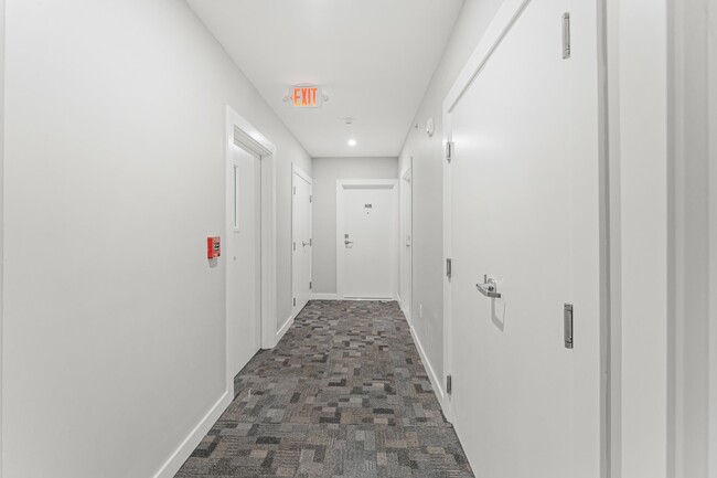 Building Photo - 475 Communipaw Ave