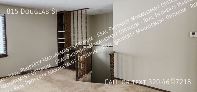 Building Photo - 815 Douglas St