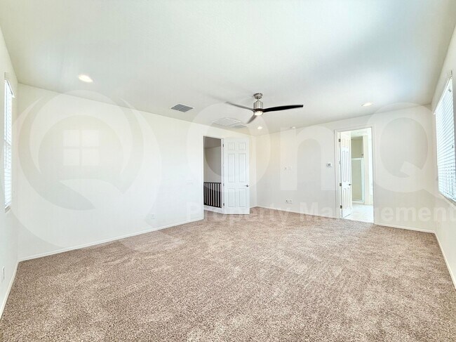 Building Photo - 9576 W Donald Dr