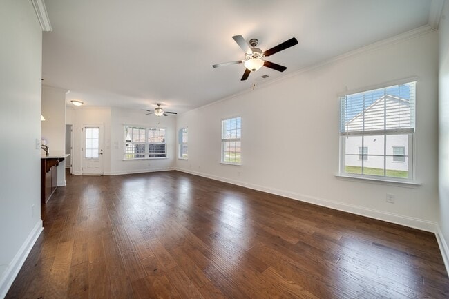 Building Photo - 1647 Foston Ln