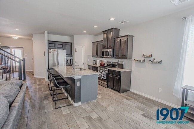 Building Photo - 2501 Caden Ct