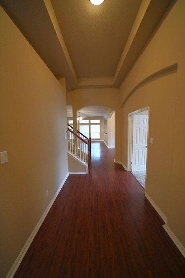 Building Photo - Beautiful Home Now Available in the Covete...