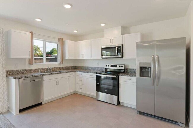 Building Photo - 7705 Forestdale Wy