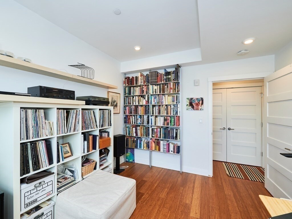 Building Photo - 290 Highland Ave