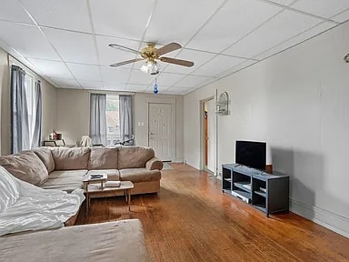 Building Photo - 911 E Illinois Ave