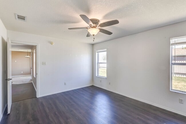 Building Photo - 4501 Jake Spoon Dr