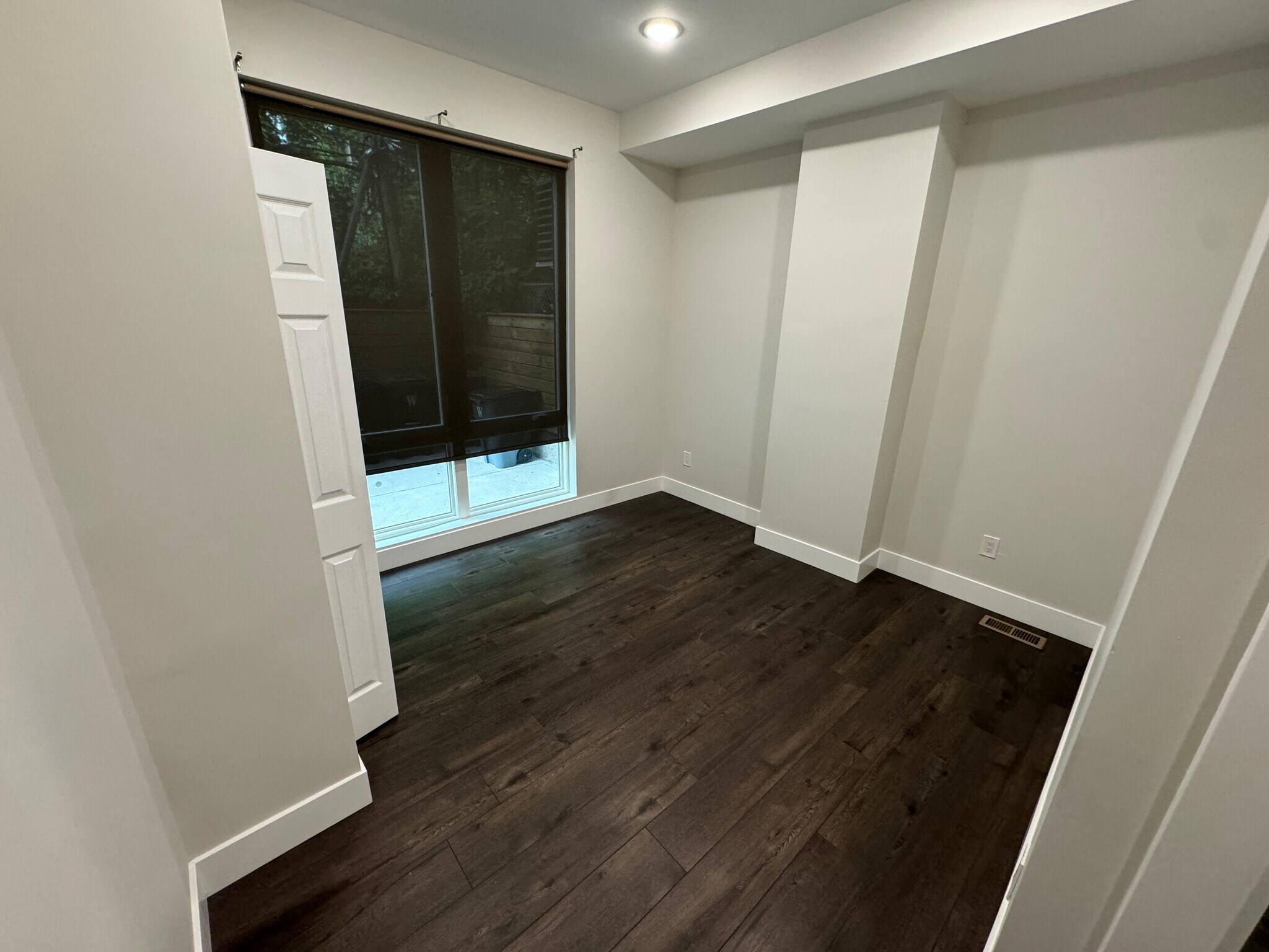 Building Photo - 4606 Woodland Ave