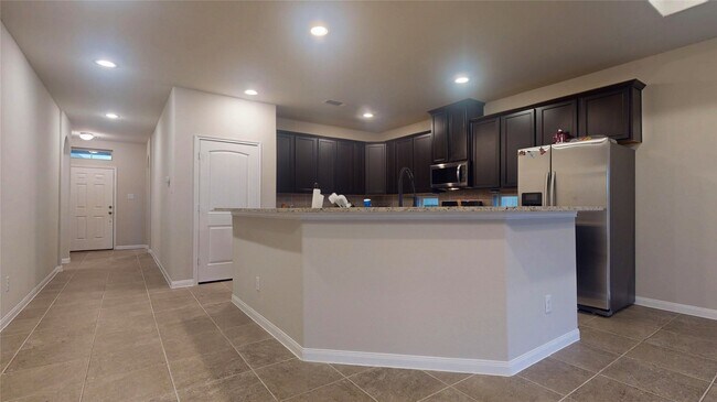 Building Photo - 2327 Windy Sail Dr