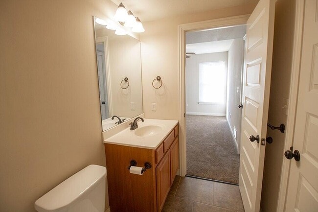 Building Photo - 4718 Dehaven Dr