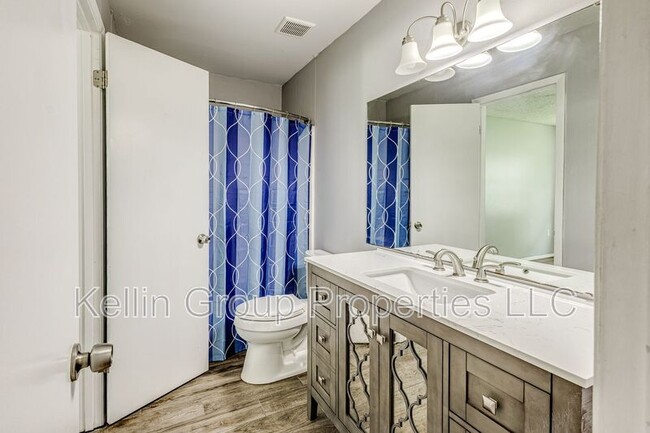 Building Photo - 1419 Persimmon Way