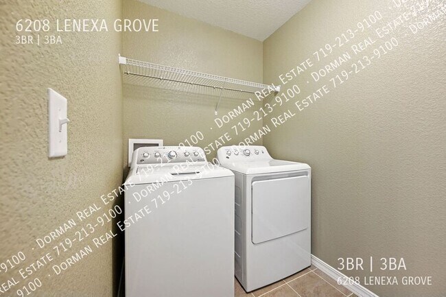 Building Photo - 6208 Lenexa Grv