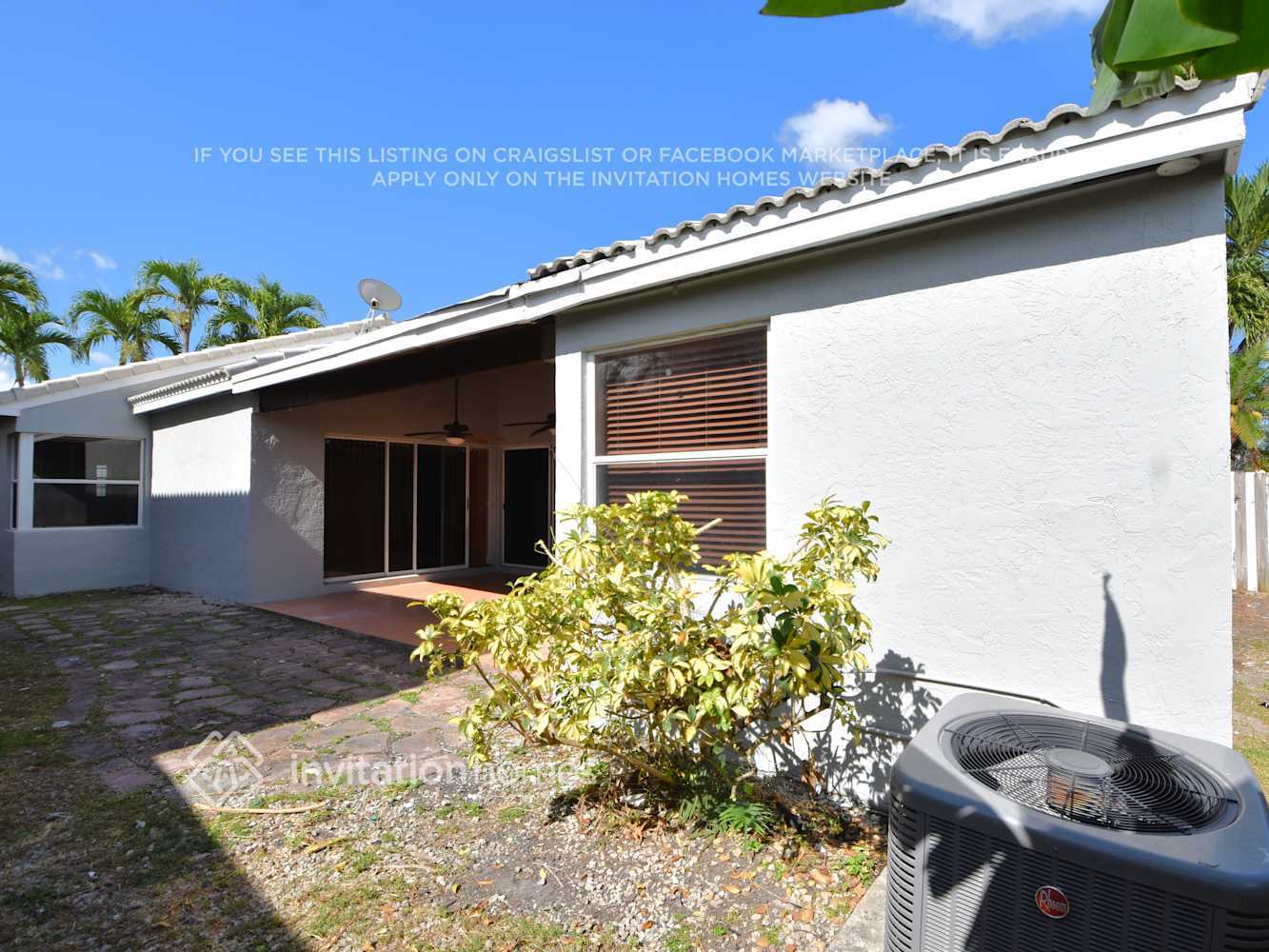 Building Photo - 15543 SW 96th Terrace