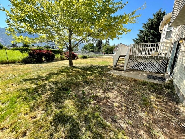 Building Photo - Great 4 Bed/3 Bath home in Layton