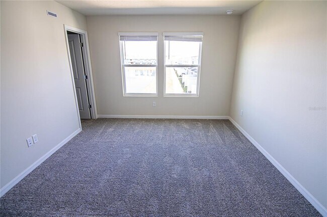Building Photo - 4647 Green Palm Ln