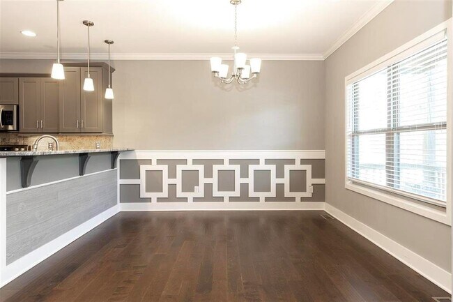 Building Photo - 413 Adalynn Cir