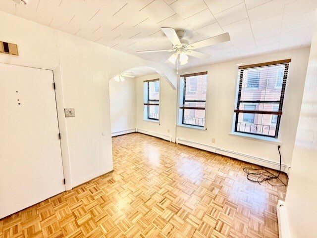 Building Photo - 184 Salem St