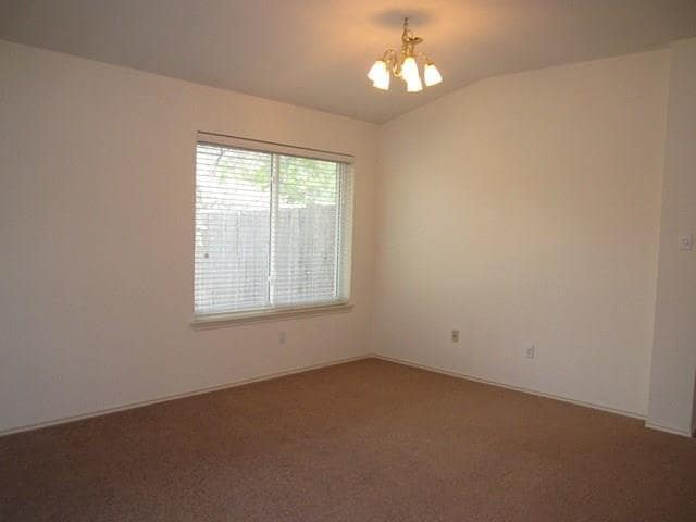 Building Photo - 1508 Highland Dr