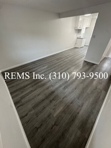 Building Photo - lgp02