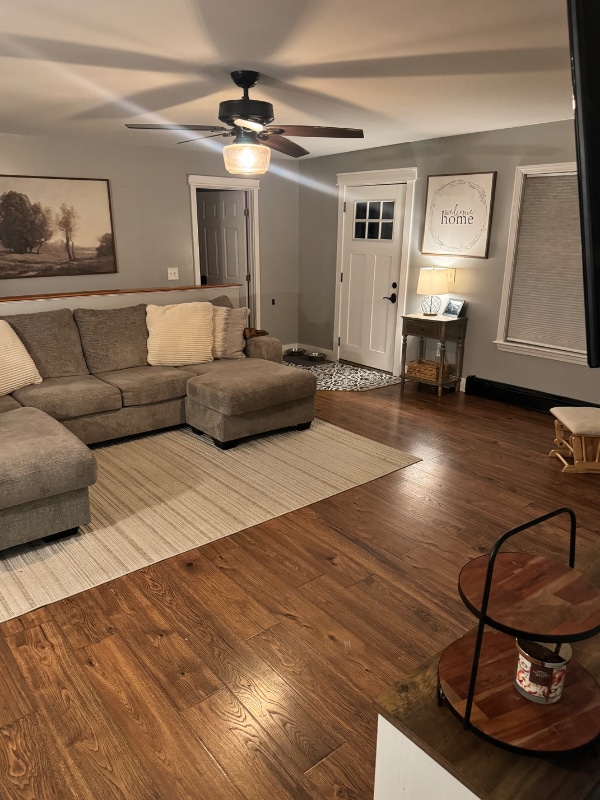 Building Photo - 434 Horseback Rd