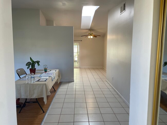 Building Photo - 13036 Sunbird Dr