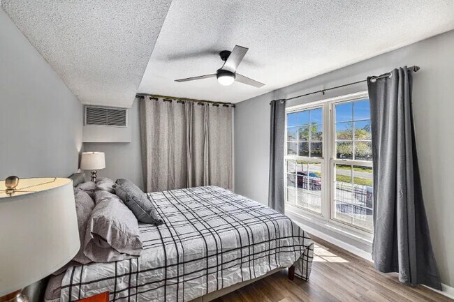 Building Photo - 640 Cornell St