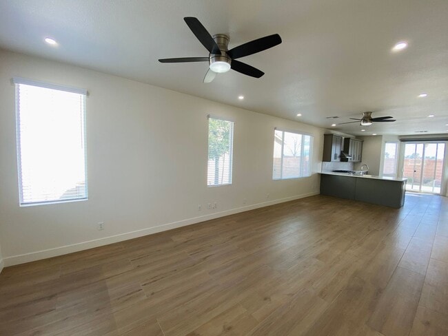 Building Photo - Beautiful single story in the Southwest! Quiet, secluded, and gated Sequoia community with park!