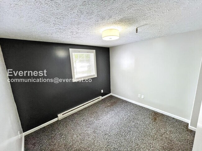 Building Photo - 210 Lower Consol Rd NW