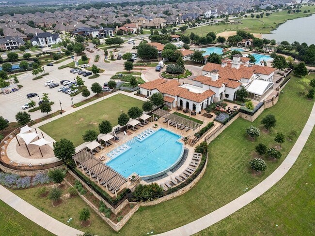 Building Photo - 4225 Aspen Grove Ct