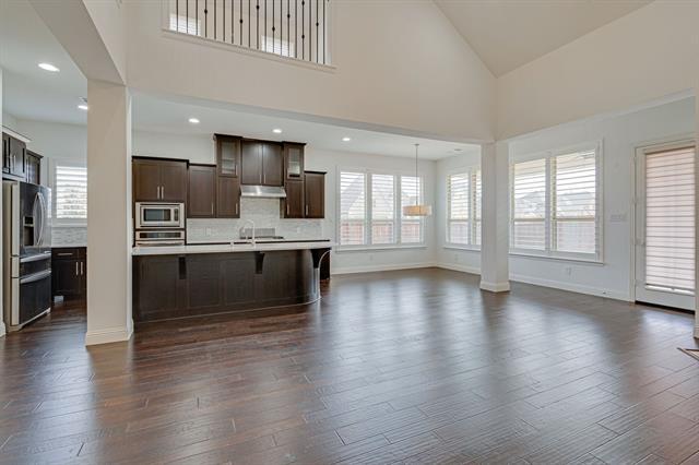 Building Photo - 9001 Violet Dr