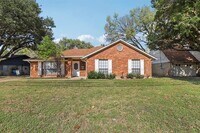 Building Photo - 6928 Walling Ln