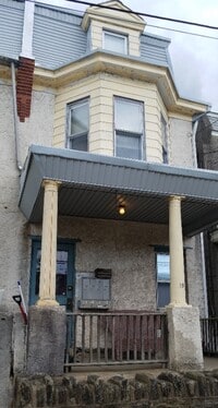 Building Photo - 19 W Abington Ave