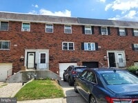 Building Photo - 146 Suburban Terrace