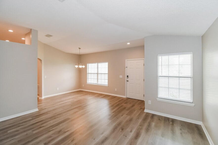 Building Photo - 3100 Havengate Dr
