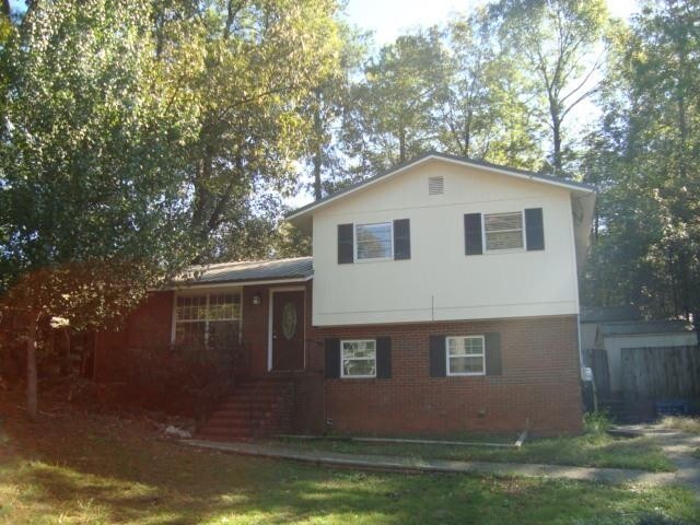 Primary Photo - 4BR/2Bath Home in a great location Ready t...