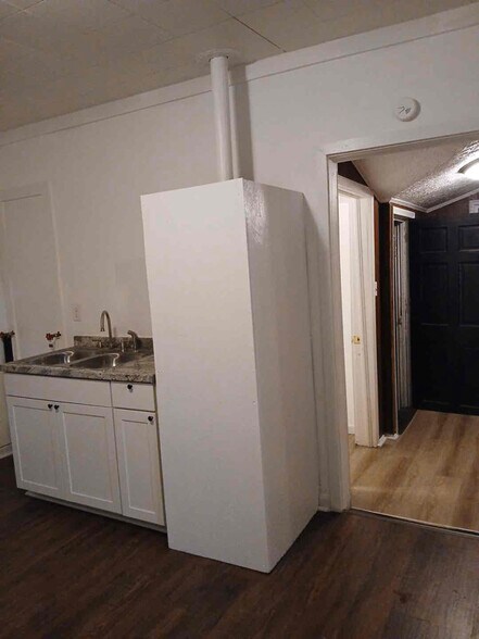 Building Photo - 21 Dallas Ave